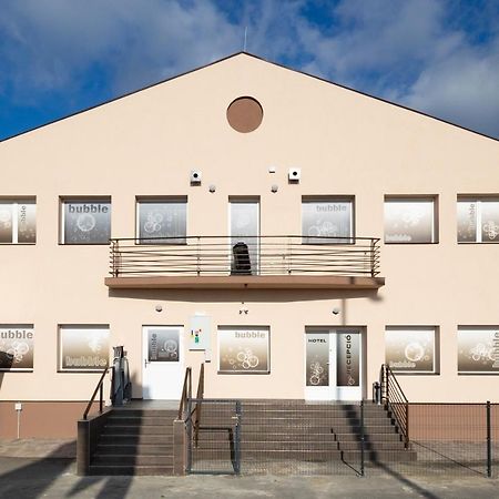 Bubble Hotel Es Rendezvenykoezpont Zalaegerszeg Exterior foto