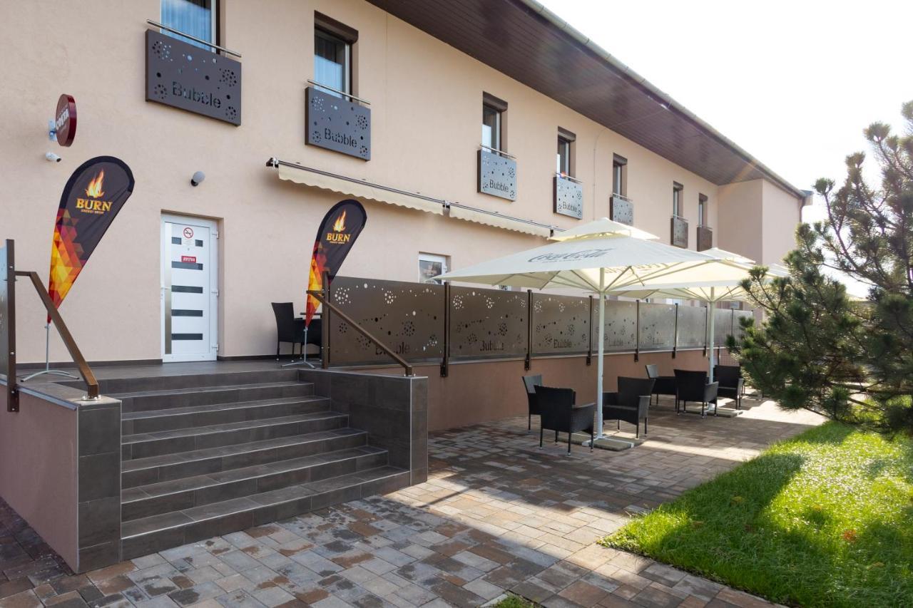 Bubble Hotel Es Rendezvenykoezpont Zalaegerszeg Exterior foto